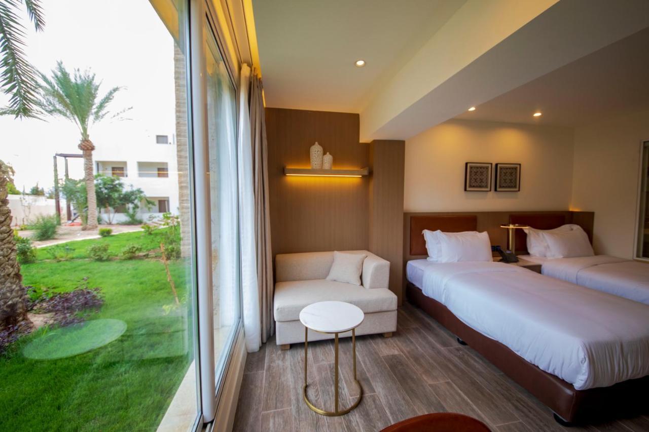 Luxotel Aqaba Beach Resort & Spa Only 15 Years Plus Экстерьер фото